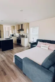 The Country House - Image 4