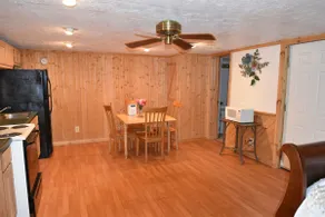 Bear Den | Full Kitchen Cabin Near Laurel River La - Image 5