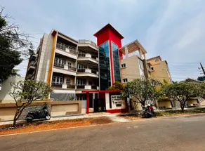 Spacious city central AC Flats - Image 2