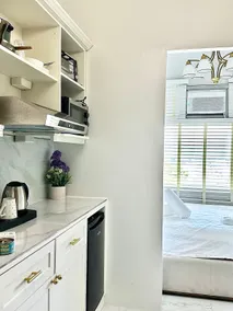 Studio Two Condominium, Alabang - GOLD FIBER WI-FI -NETFLIX READY - Image 5