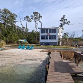 Waterfront Paradise at the Little Oyster Oasis - Image 3