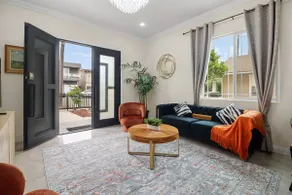 Spacious Luxe Coastal Escape | Downtown Long Beach - Image 2