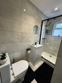 Private Studio | En-suite | Self Check-in - Image 5