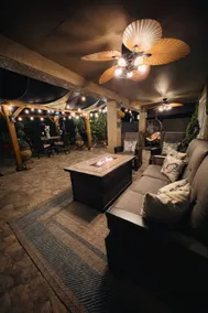The Cozy Inn - Image 4