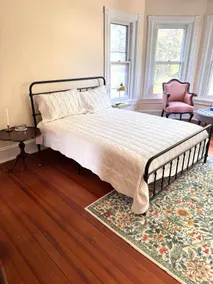 The Marilyn House - small town charm near UD - Image 2