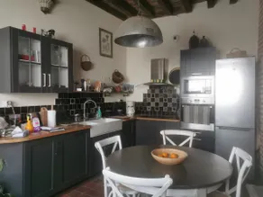 Unique house with gardens indoor. - Image 3
