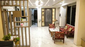 Dwarka Diamond: 10min PNQ Airport Luxury - Image 2