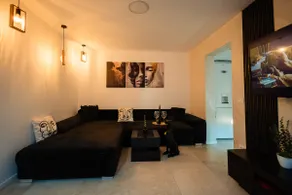 MM Modern - Image 2