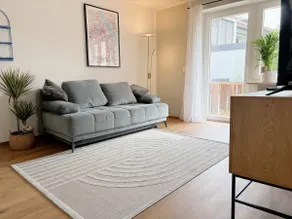 Entire apartment with garden - Image 3