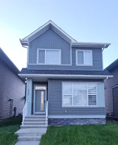 4 Bed 3 bath Family Retreat in Dawson Chestermere - Image 3