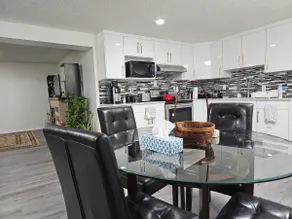 Home in the Heart of Calgary-near UofC, FMC & ACH - Image 3