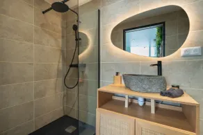 Love room Aubagne - Image 4
