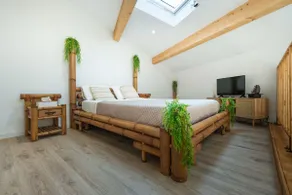 Love room Aubagne - Image 2