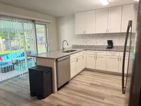 Central Lklnd Pool Home, Pet Friendly! - Image 3