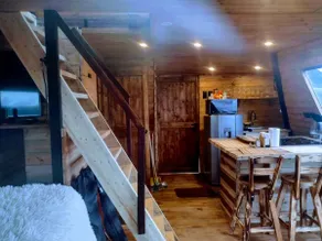 Pyramid chalet outdoor fireplace wifi pet friendly - Image 4