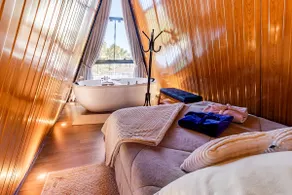 Romantic chalet with outdoor Jacuzzi and view - Image 4