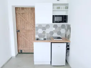 Air-conditioned apartment | Tram/sea access - Image 3