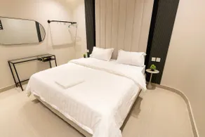 Studio | Luxury Hotel | Self Check-in - Image 5