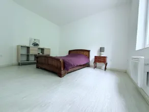4 bedroom house - Image 5