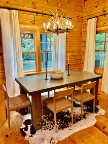Lakeside Modern Retreat — Golf & Lake Club Access - Image 3