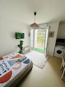 Bright & cozy accommodation 3 min from the city center - Image 3