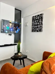 StayMesYeux – Stylish Studio - Image 2