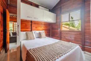 Lakefront Chalet with Home Theater and Club - Image 5
