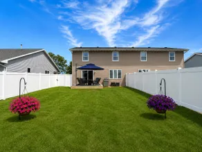The Stonegate | 2 King Beds & Fenced Yard - Image 4