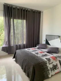 Modern villa with sea view - Image 5