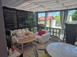 Vacation home with pool. - Image 3
