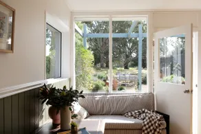 Woodbine Cottage in Inverleigh - Image 3