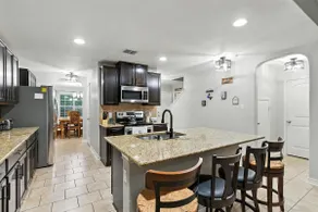 Spacious Family Retreat | Sleeps 12+ - Image 4