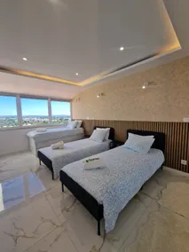 Helena Pool Stay Albufeira - Image 4