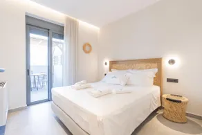 Three-Bedroom Deluxe Apartment | Milva Mare - Image 4