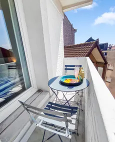 Bright apartment 5 minutes from the beach - Image 4