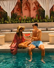 Aladdin Luxury Suites With Shared Pool - Image 2