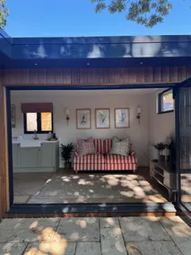 Oxford Country Cabin - Image 3