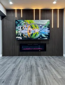 Sleeps 24+ Luxury house Near Chicago 12 king beds - Image 2