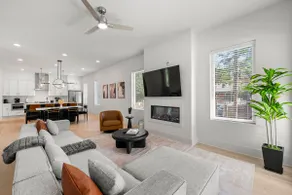 NEW Listing Luxury 4BR West Midtown + Rooftop - Image 3