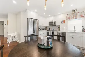 Historic 5BR, Dual Kitchens, Walk to Beach - Image 5