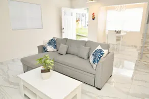 Cozy Modern Home C’Sted St Croix - Image 2