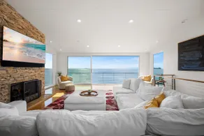 Oceanfront Escape on boardwalk-Loaded w/Amenities - Image 4