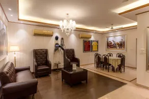 The Stallion House by AB LuxeStays - Image 3