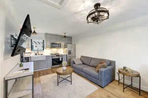 Cozy 1BR Getaway by NRG/Med Ctr - Image 4
