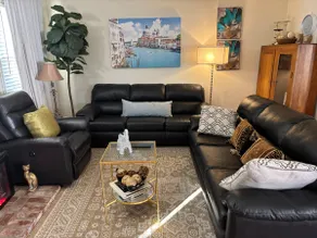 Beautiful, Spacious Centrally Located Home - Image 5