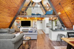 Birdie Bower: A-Frame, Sauna, 5 Kings, 4 Twins - Image 2