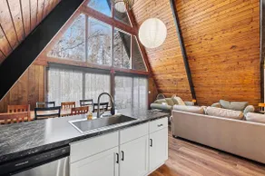 Birdie Bower: A-Frame, Sauna, 5 Kings, 4 Twins - Image 4