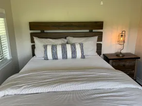 Cozy Country Cottage - Image 5