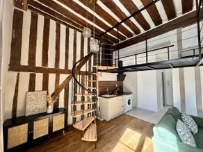 The Burgundy Mezzanine - Image 3
