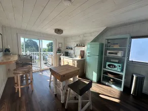 Ocean Breeze Guest House - Image 4